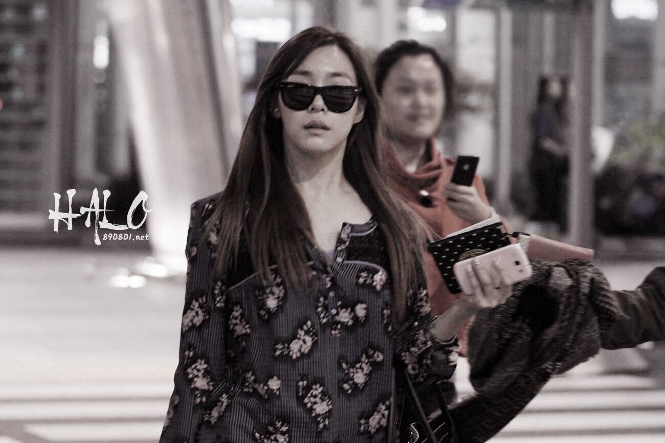 121112 Girls' Generation Tiffany at Incheon Airport | kpopping