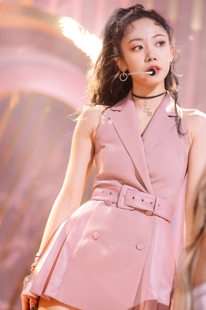 220220 Apink Namjoo - 'Dilemma' at Inkigayo documents 9