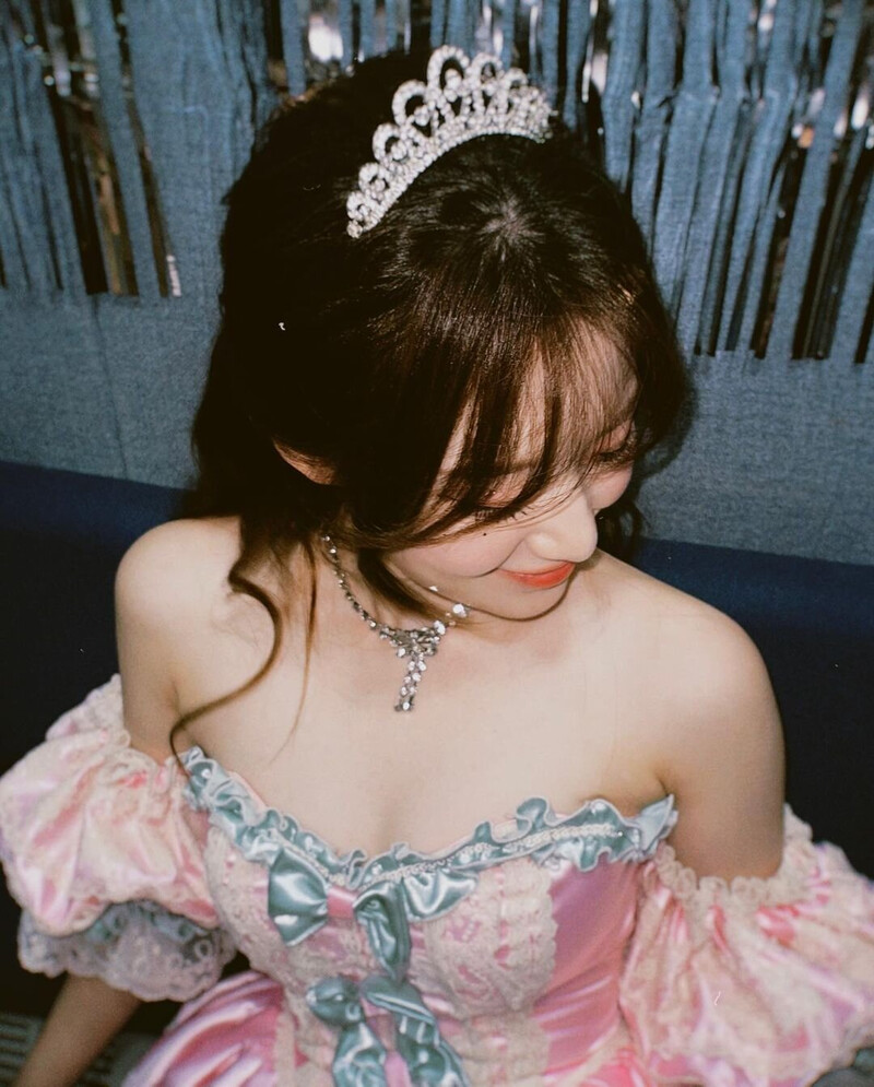 230605 - (G)I-DLE Shuhua Instagram Update documents 3