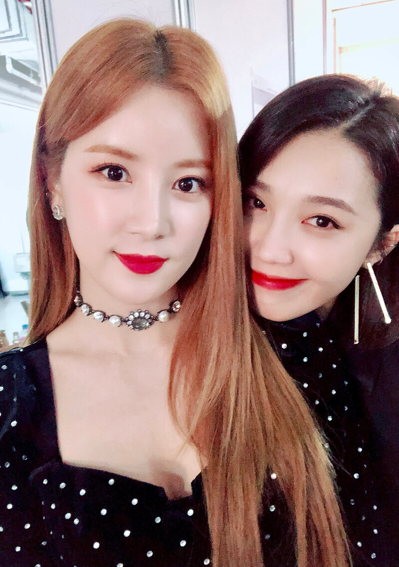 181201 APINK sns update - Melon Music Awards(MMA) 2018 documents 3