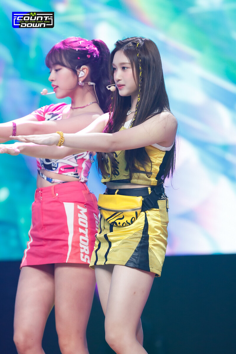 220901 IVE Leeseo 'After Like' at M Countdown documents 9