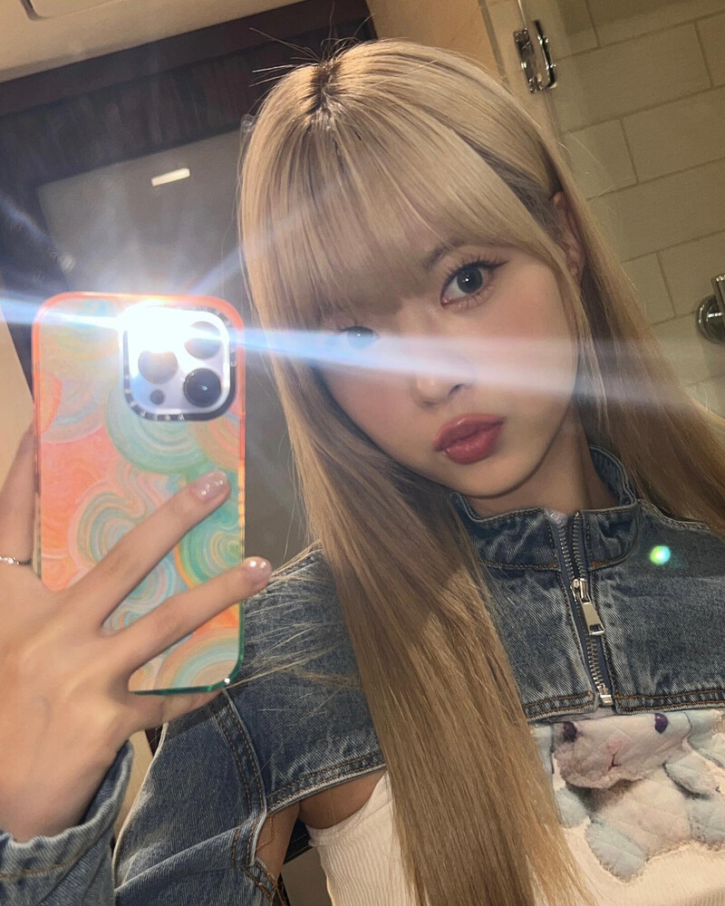 231101 - EUNCHAE Instagram Update documents 3