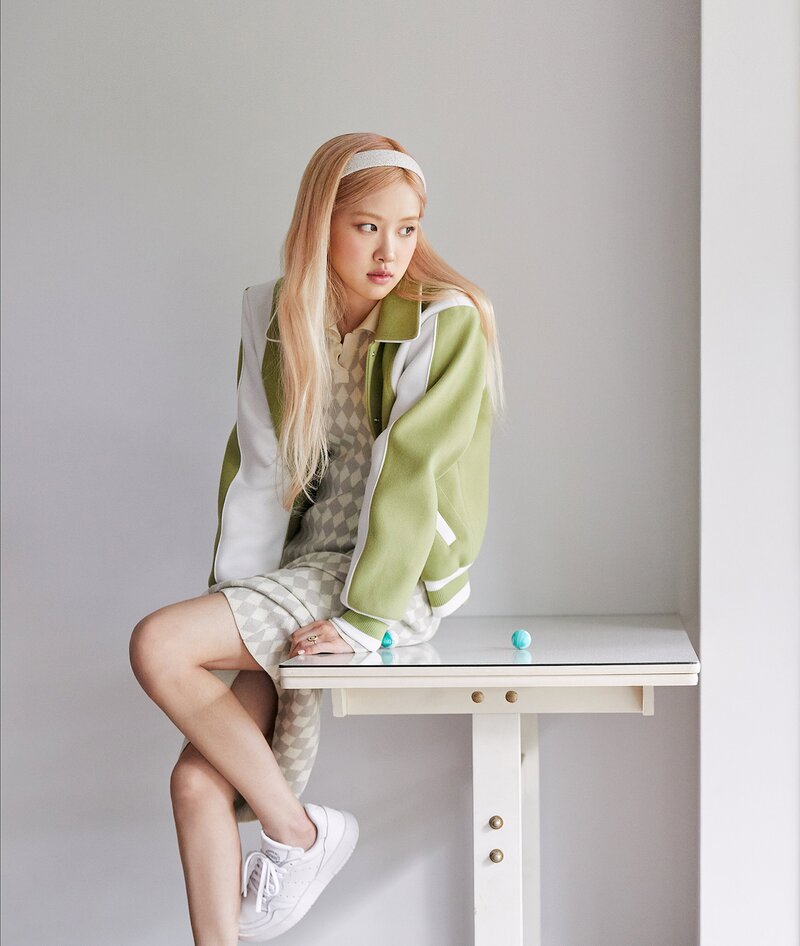 BLACKPINK Rosé for O!Oi Collection FW21 documents 9