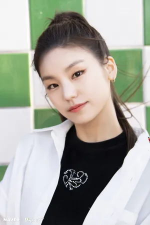 ITZY's Yeji at Venice Beach, LA photoshoot by Naver x Dispatch