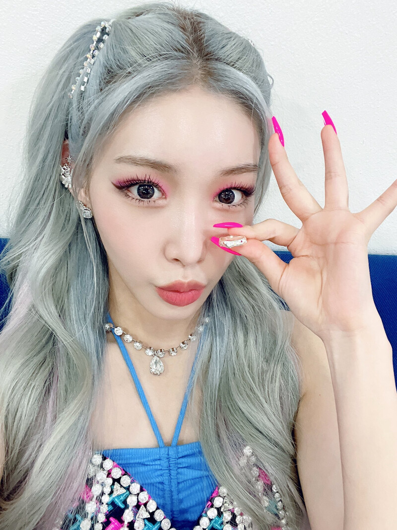 220717 Chungha Twitter Update documents 3