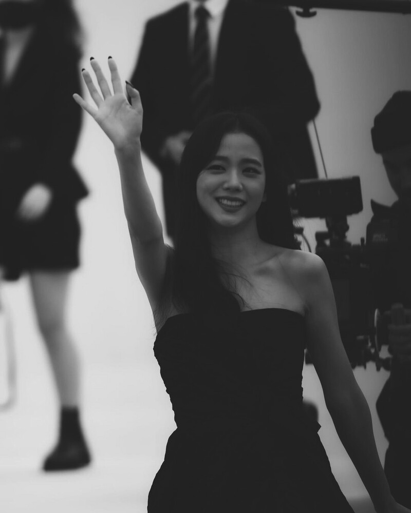 220927 BLACKPINK Jisoo at DIOR SS23 Show in Paris documents 16