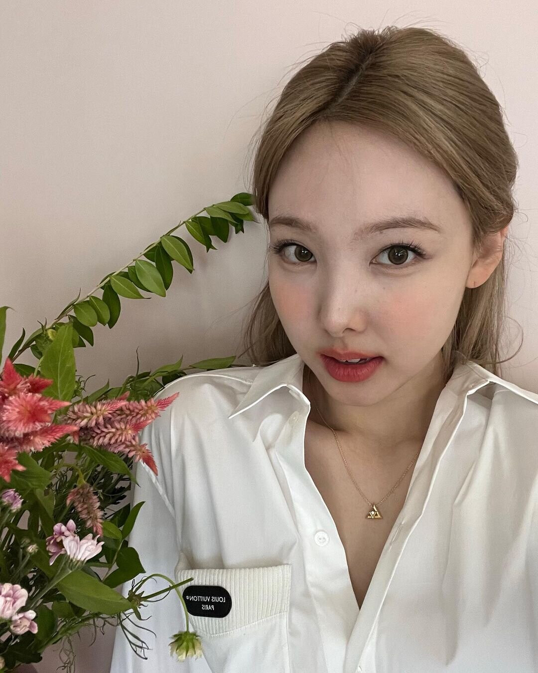 220825 TWICE Nayeon Instagram Update | kpopping