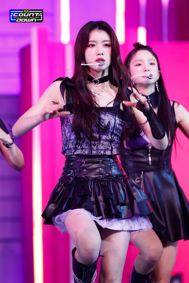 220113 Kep1er - 'WA DA DA' at M Countdown documents 23