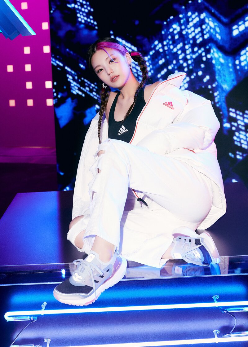 ITZY for Adidas 2021 FW Collection documents 11