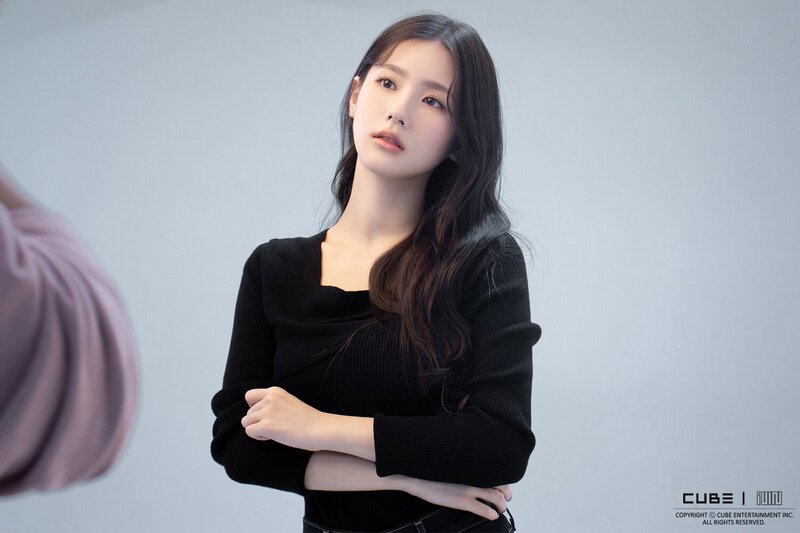 211015 Cube Naver Post - (G)I-DLE Miyeon 2021 Profile Photoshoot documents 2