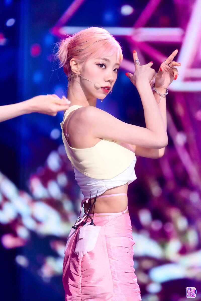 220717 WJSN Yeoreum - 'Last Sequence' at Inkigayo documents 1