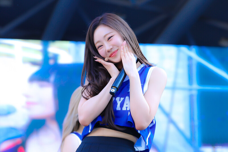 240522 KISS OF LIFE Julie - Hanyang University Festival documents 4