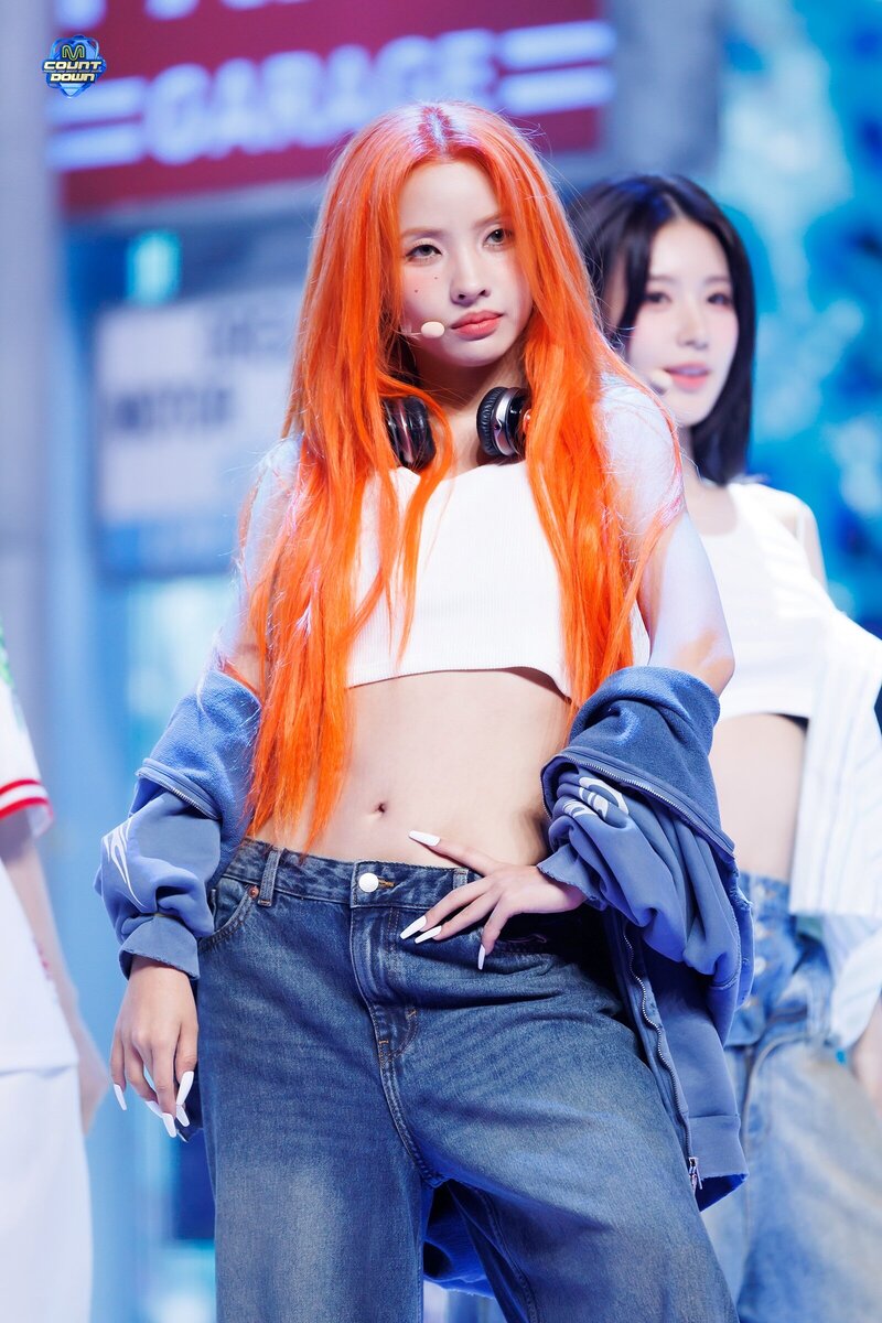 240711 (G)I-DLE Soyeon - 'Klaxon' at M Countdown documents 1