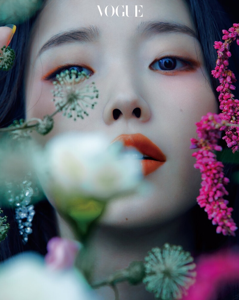 IU for Vogue Korea Magazine October 2021 Issue documents 2