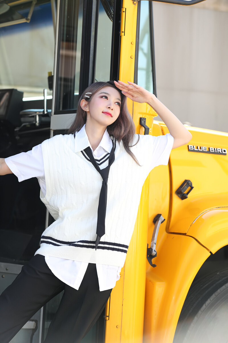 220803 Dreamcatcher Naver Post - Dami 'Beauty Full' Special Clip documents 5