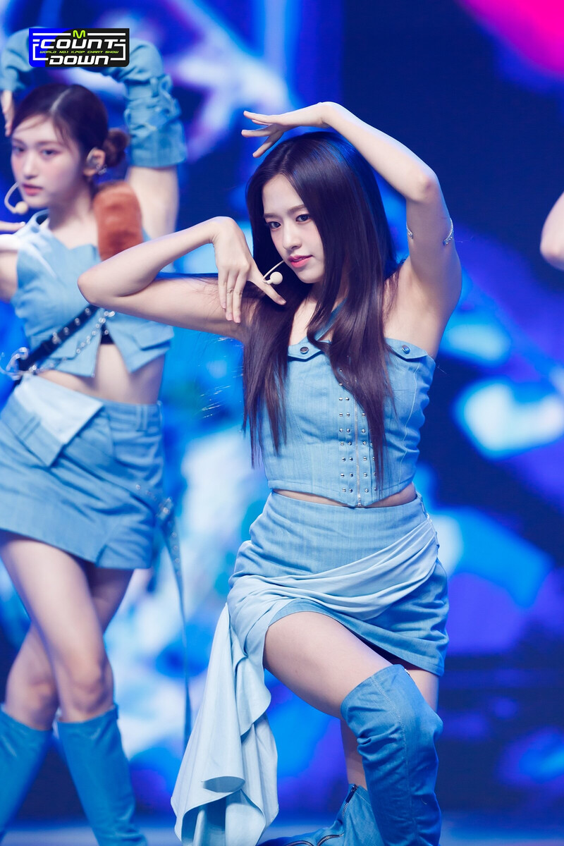 220908 IVE Yujin - 'After LIKE' at M Countdown documents 5