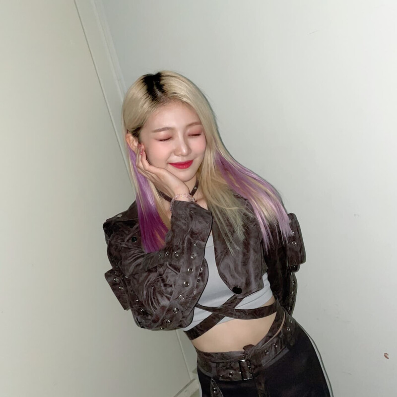 210925 EVERGLOW SNS Update documents 5