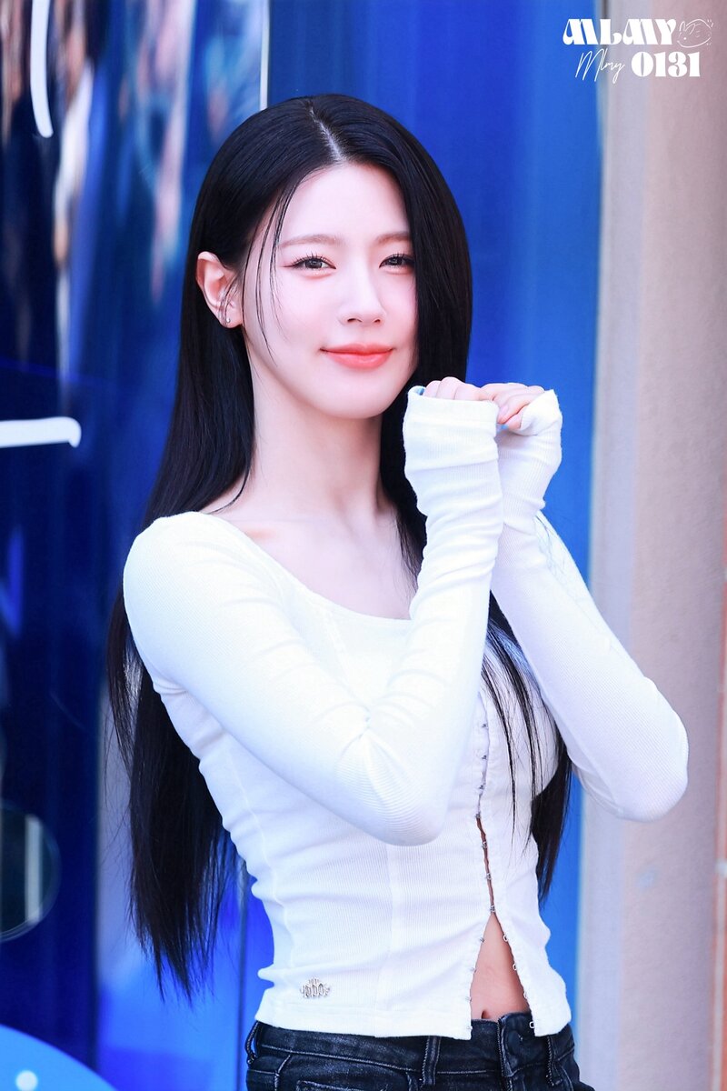 240502 (G)I-DLE Miyeon - Sunyang Soju Pop-Up Store documents 5