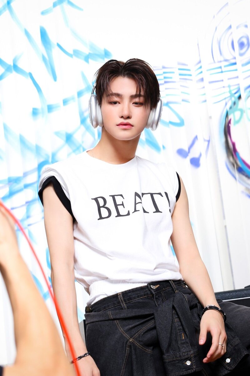 240624 TWS - "Summer Beat!" Exclusive Photos by Melon documents 6