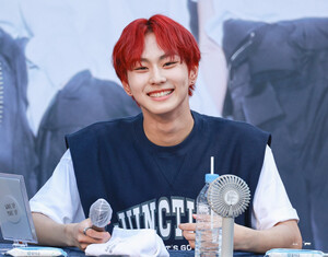 220706 JUNGWON AT M2U FANSIGN