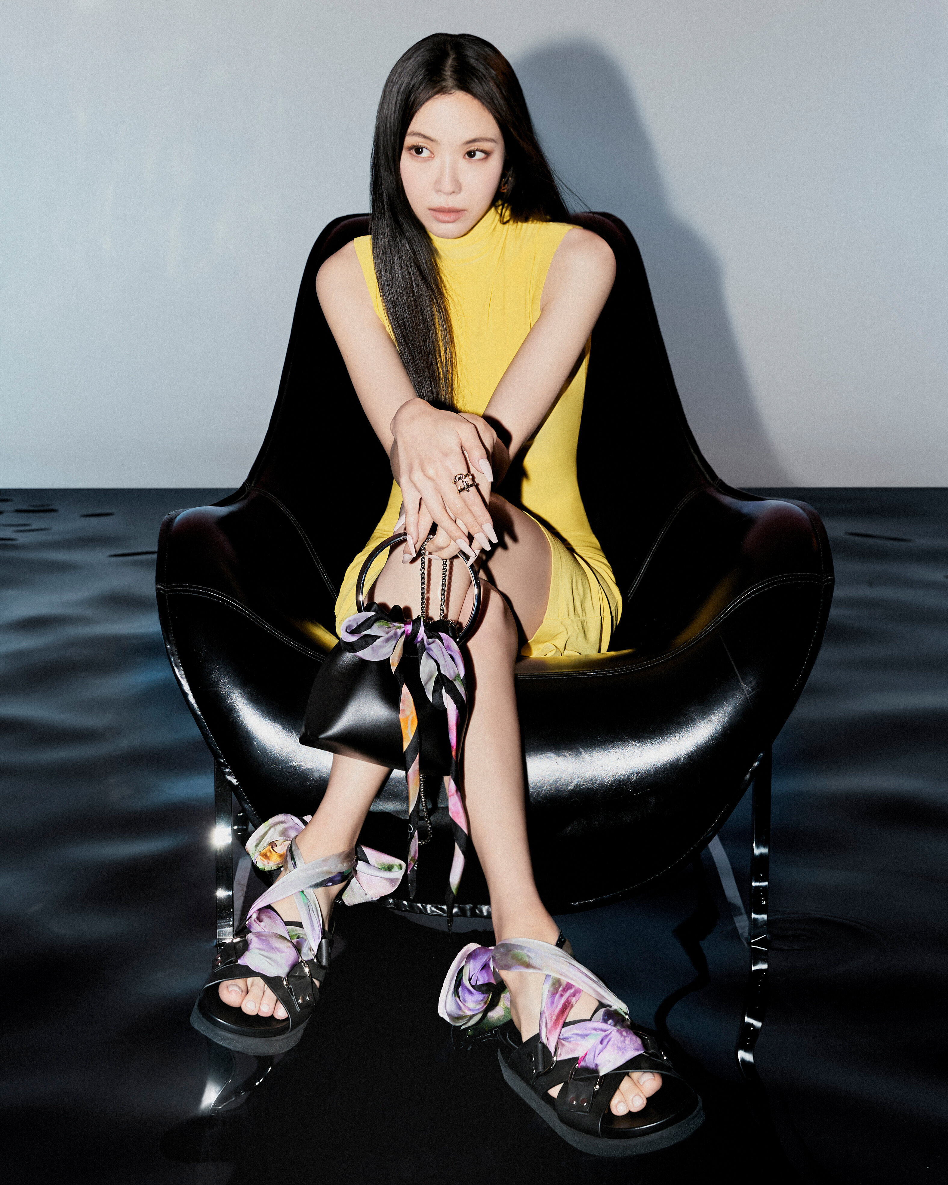 Global Fashion Brand 'Jimmy Choo' Selects Apink's Son Naeun As