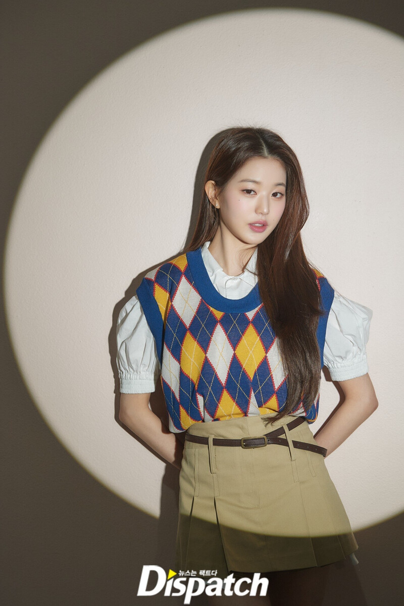 220414 IVE Wonyoung - 'LOVE DIVE' Promotion Photoshoot by Dispatch documents 4