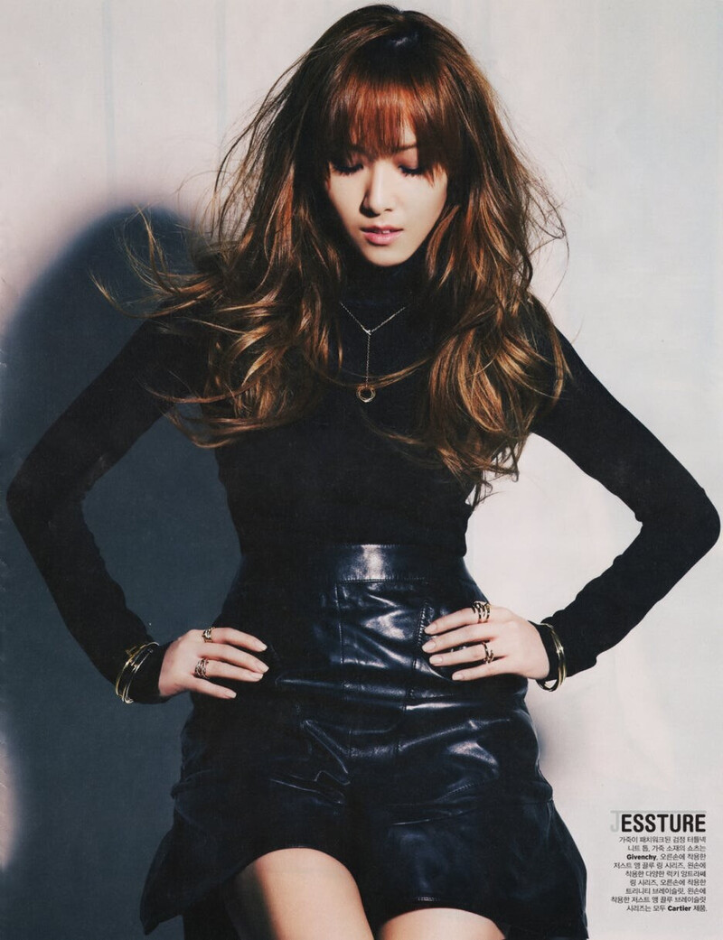 Jessica Jung for W Korea - August 2012 Issue [SCANS] documents 5