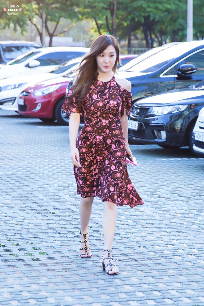 160516 Tiffany at SBS Building documents 3