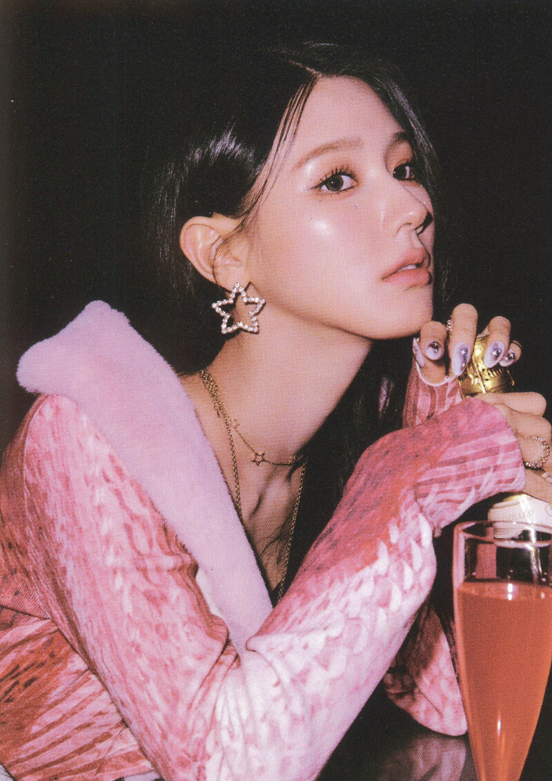 (G)I-DLE - 6th Mini Album 'I feel' [SCANS] documents 25