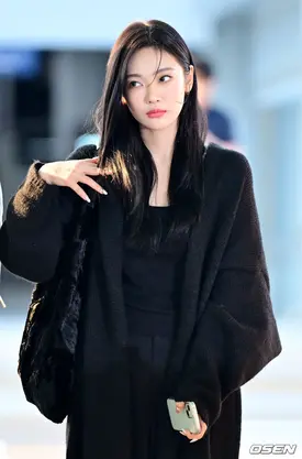 240927 aespa Ningning - at Incheon International Airport