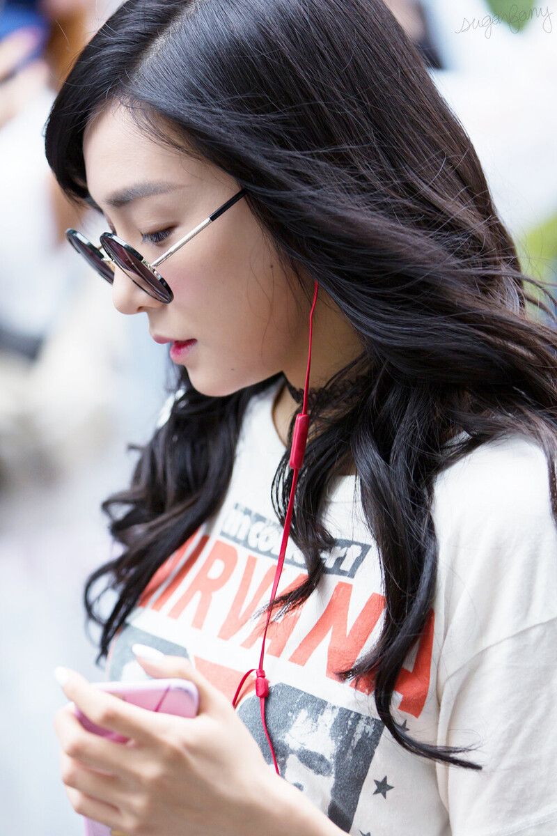 150821 Girls' Generation Tiffany at Music Bank documents 2
