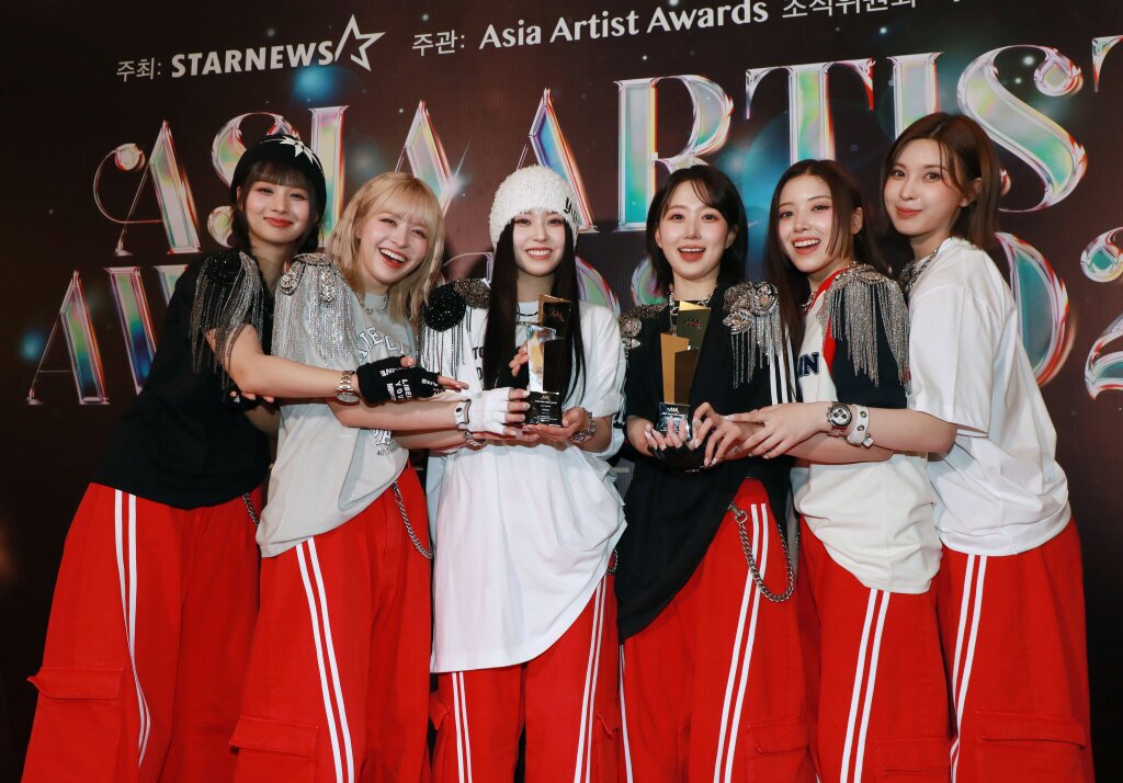 231214 NMIXX - 2023 Asia Artist Awards (AAA) | kpopping