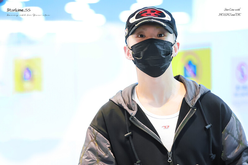 250106 Hoshi at Incheon International Airport documents 5