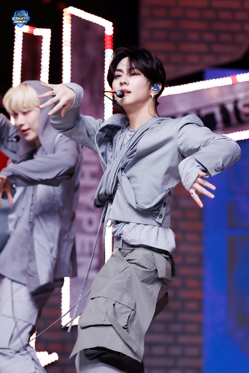 240530 ENHYPEN Jungwon - 'Fatal Trouble' at M Countdown documents 10