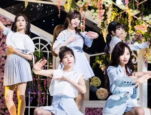 180429 Lovelyz at Inkigayo