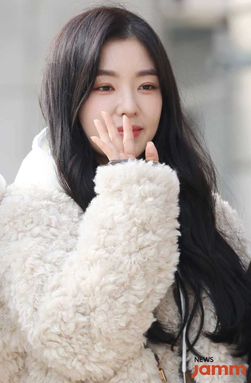 231123 Red Velvet Irene - KBS Music Plaza Commute documents 2