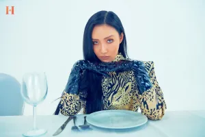 HWASA Solo Debut 'TWIT' Concept Photos