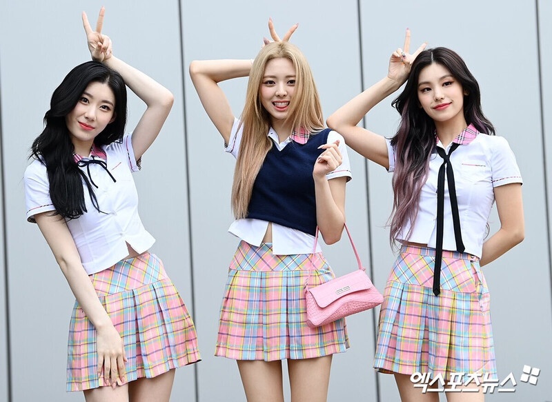 220721 ITZY - Recording for Knowing Bros documents 7