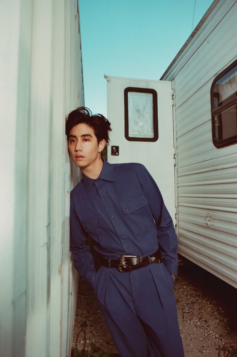 GOT7 MARK TUAN for FLAUNT Magazine x YSL April Issue 2022 documents 5