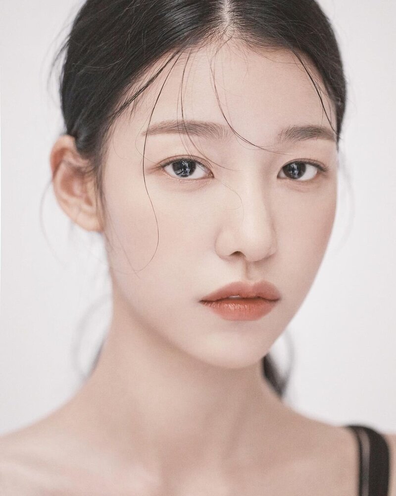 Hyeonju Profile [2020] documents 2