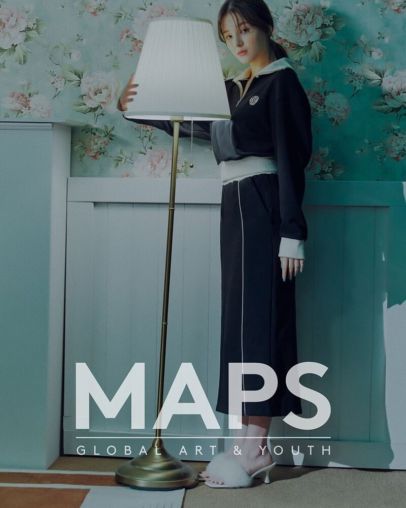 MOMOLAND's Nancy for MAPS Magazine October 2021 issue documents 4