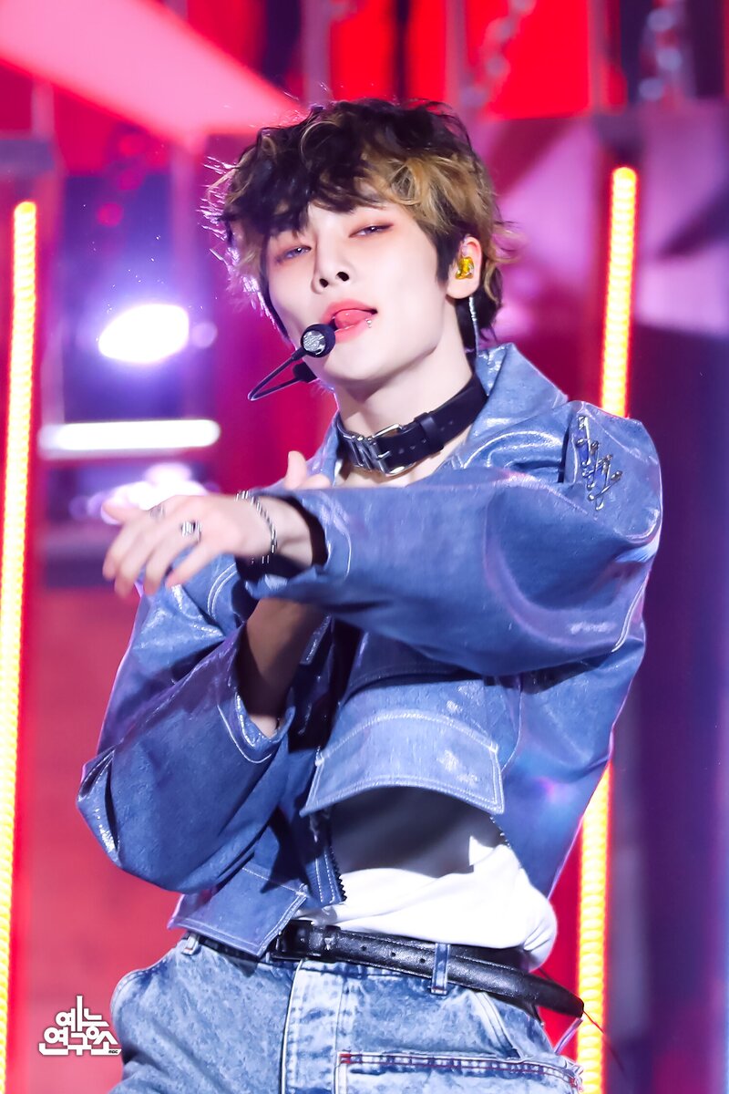 231111 Stray Kids I.N - "Rock-Star" at Music Core documents 1