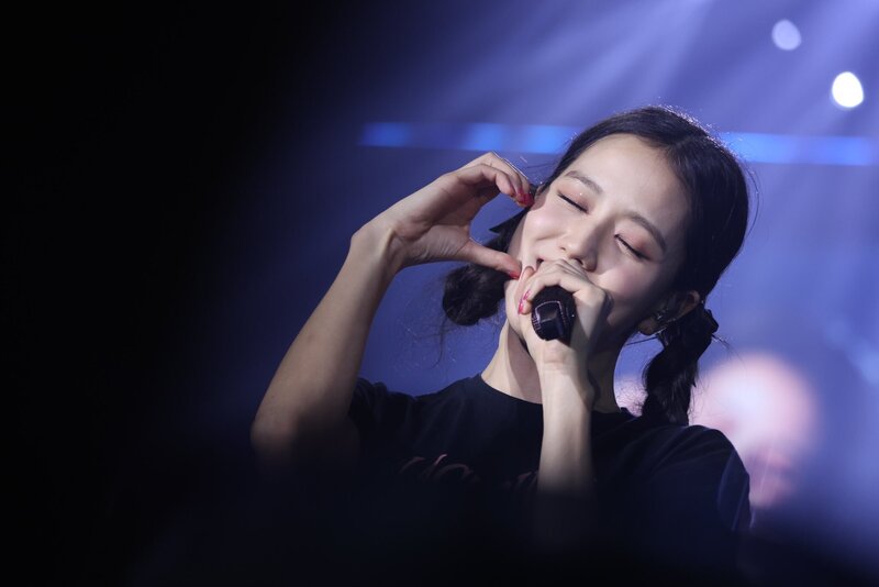 230513 BLACKPINK Jisoo - 'BORN PINK' Concert in Kallang Day 1 documents 1