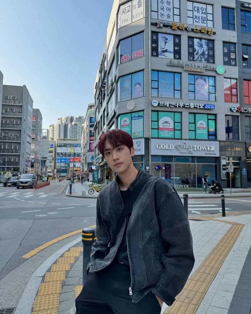 240503 - Inseong Instagram Update documents 1