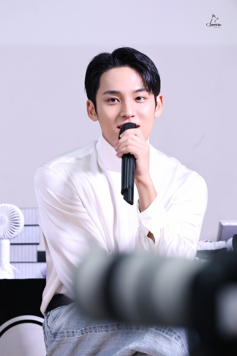240511 SEVENTEEN Mingyu - BEATROAD Fansign Event documents 4