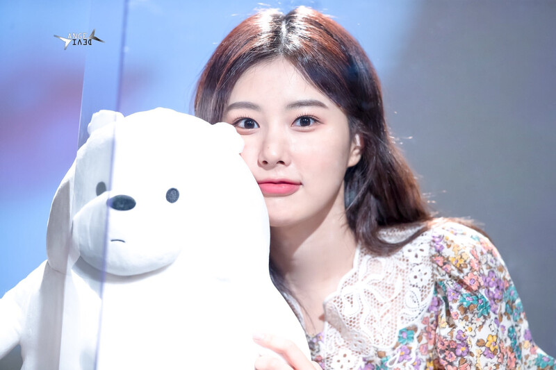 210703 Hyewon - Fansign Event documents 24