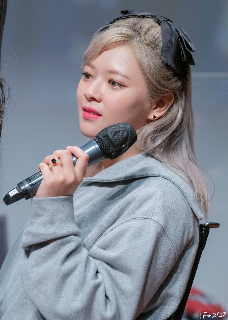 220903 TWICE Jeongyeon - Fansign Event documents 2