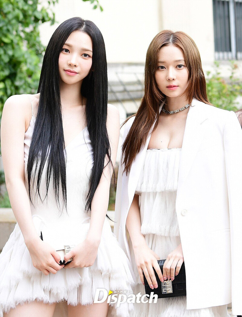 221002 aespa Karina & Winter - Givenchy Paris Fashion Week documents 1