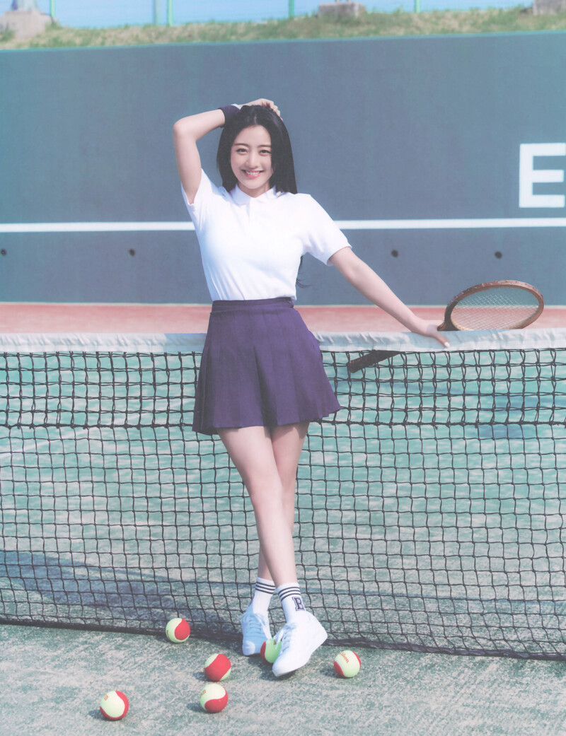 Yes, I am Jihyo 1st Photobook (Scans) documents 17