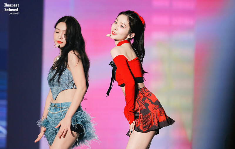 230402 Red Velvet Irene & Yeri - 'R to V' Concert in Seoul Day 2 documents 3